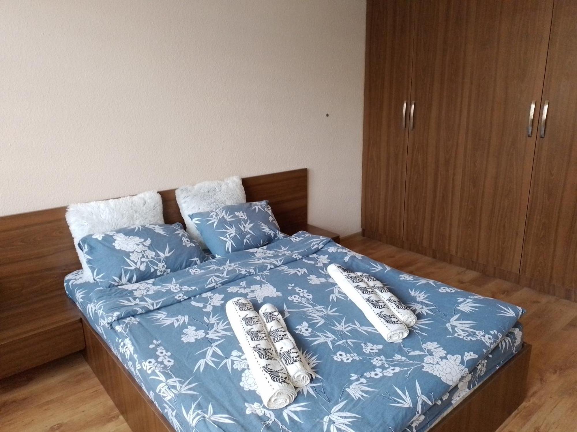 Апартамент "Рая" Dobrich Quarto foto